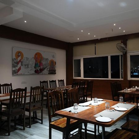 Hotel Sunrise Hospitality Vijayawāda Extérieur photo